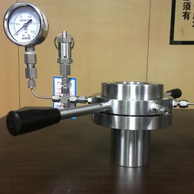 Photocatalytic stainless steel reactor